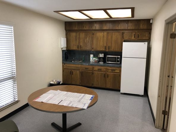 Fully Remodeled 3,570 SF Office Building - Can Be Divided: 367 N 1st St, Fresno, CA 93702